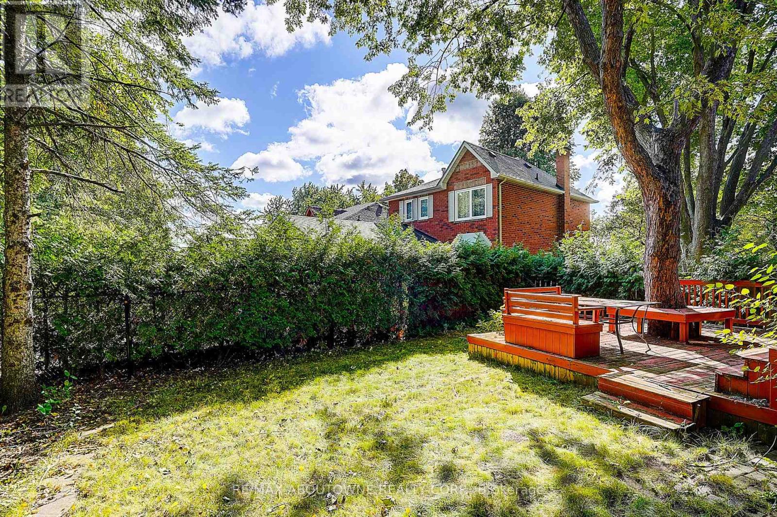 47 April Gardens, Aurora, Ontario  L4G 4R3 - Photo 44 - N13786824