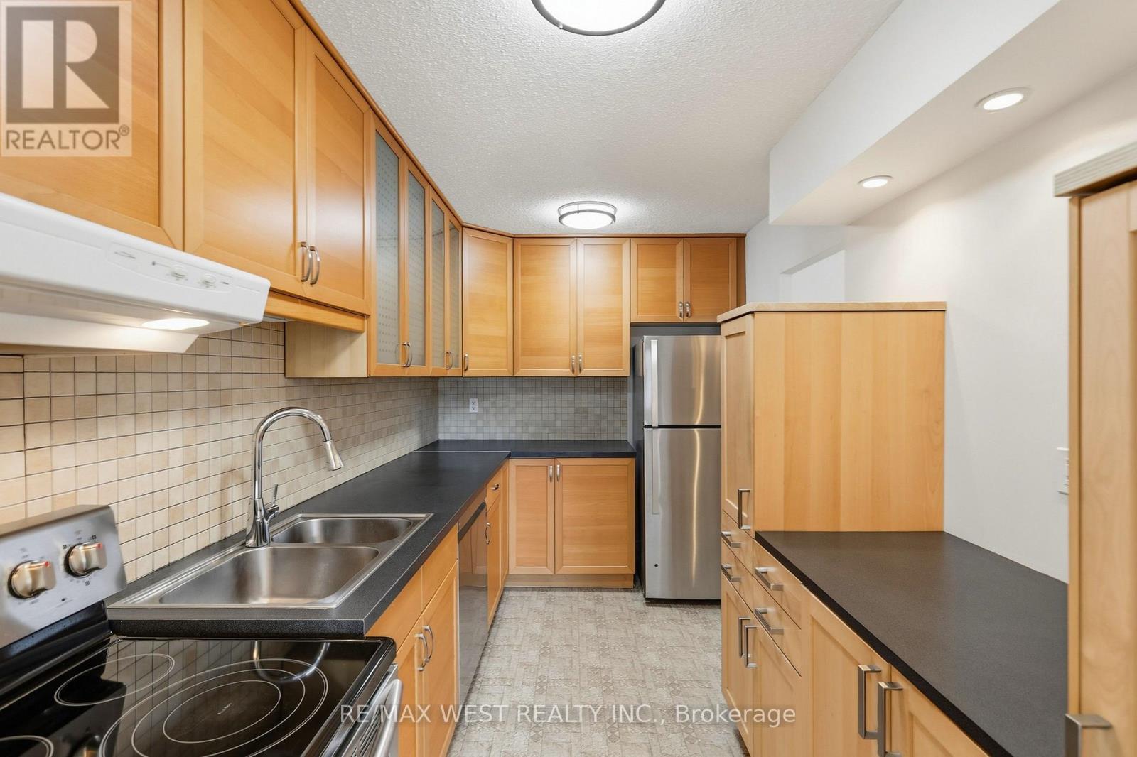 302 - 180 Dudley Avenue, Markham, Ontario  L3T 4X2 - Photo 12 - N13786826