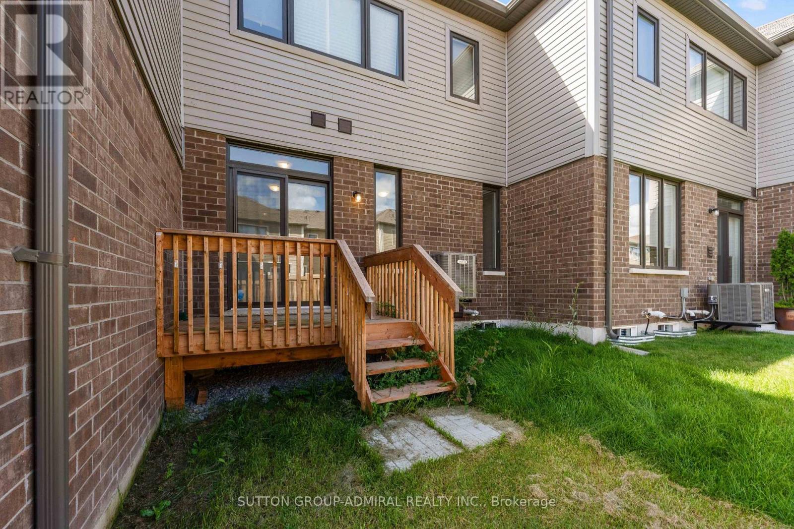 4 Rochester Drive, Barrie, Ontario  L9J 0W1 - Photo 47 - S13786712