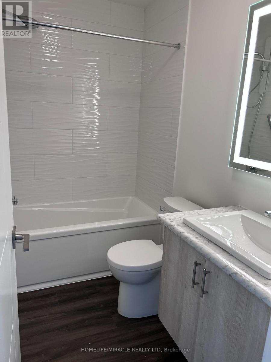 15 Rainwater Lane, Barrie (Holly), Ontario  L4N 9J6 - Photo 9 - S13786782