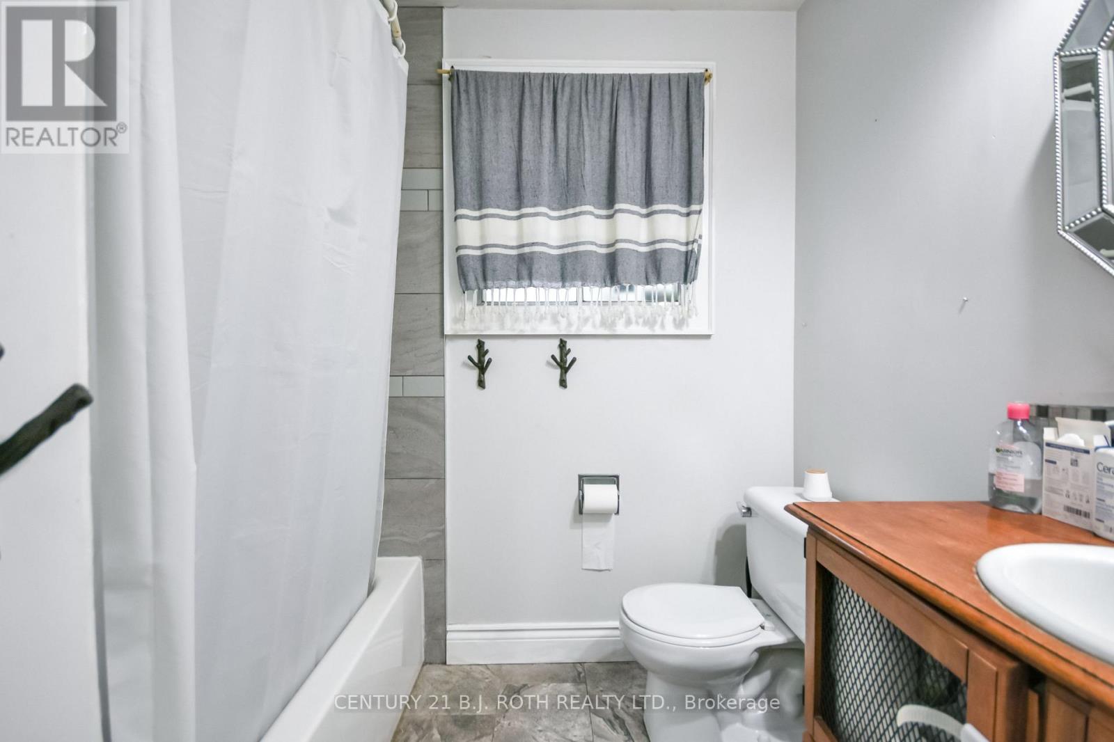 5 East Gate, Barrie (Grove East), Ontario  L4M 2V9 - Photo 17 - S13786942