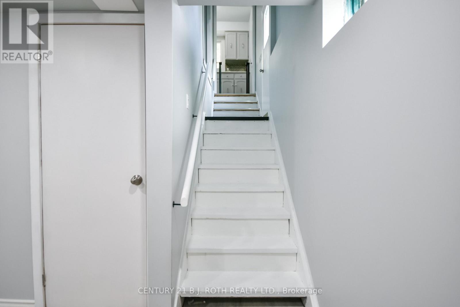 5 East Gate, Barrie (Grove East), Ontario  L4M 2V9 - Photo 24 - S13786942