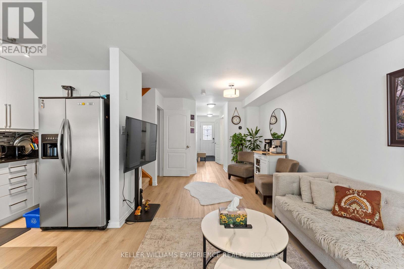 250 Ferndale Drive S, Barrie (Ardagh), Ontario  L4N 8J9 - Photo 14 - S13786962