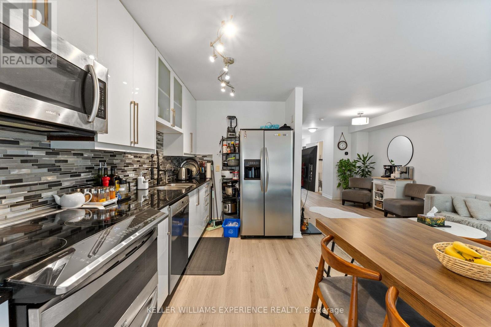 250 Ferndale Drive S, Barrie (Ardagh), Ontario  L4N 8J9 - Photo 16 - S13786962