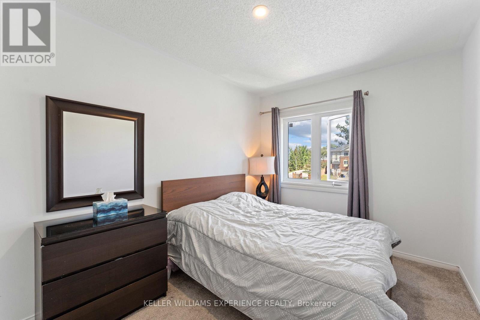 250 Ferndale Drive S, Barrie (Ardagh), Ontario  L4N 8J9 - Photo 22 - S13786962