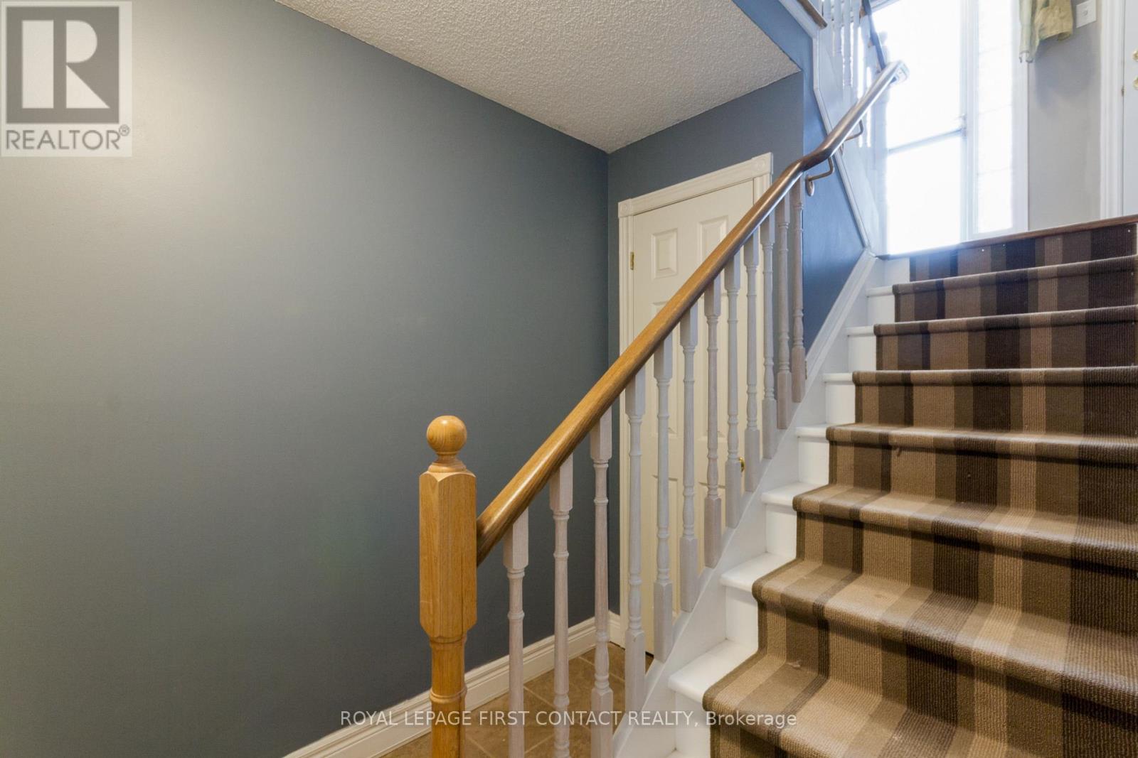 Upper - 238 Wessenger Drive, Barrie (Holly), Ontario  L4N 8R4 - Photo 18 - S13786998