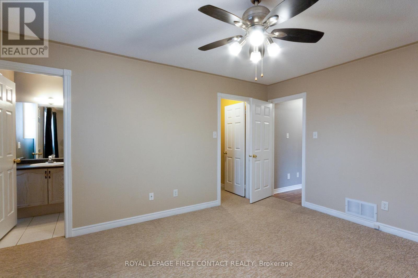 Upper - 238 Wessenger Drive, Barrie (Holly), Ontario  L4N 8R4 - Photo 9 - S13786998