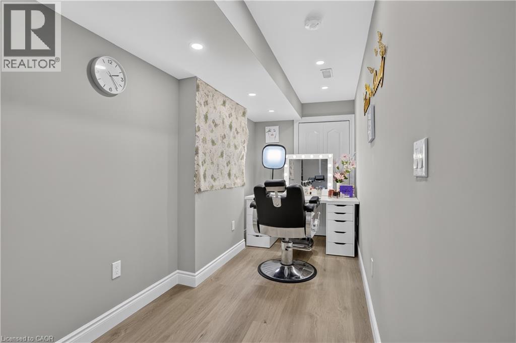 284 Chokecherry Crescent, Waterloo, Ontario  N2V 0H1 - Photo 34 - 40861173