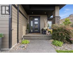 1215 Ponds Avenue, Kelowna, British Columbia V1W 5N1 - Photo 3 - 10400097