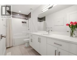 1215 Ponds Avenue, Kelowna, British Columbia V1W 5N1 - Photo 36 - 10400097