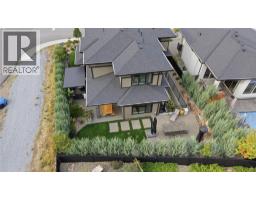 1215 Ponds Avenue, Kelowna, British Columbia V1W 5N1 - Photo 48 - 10400097