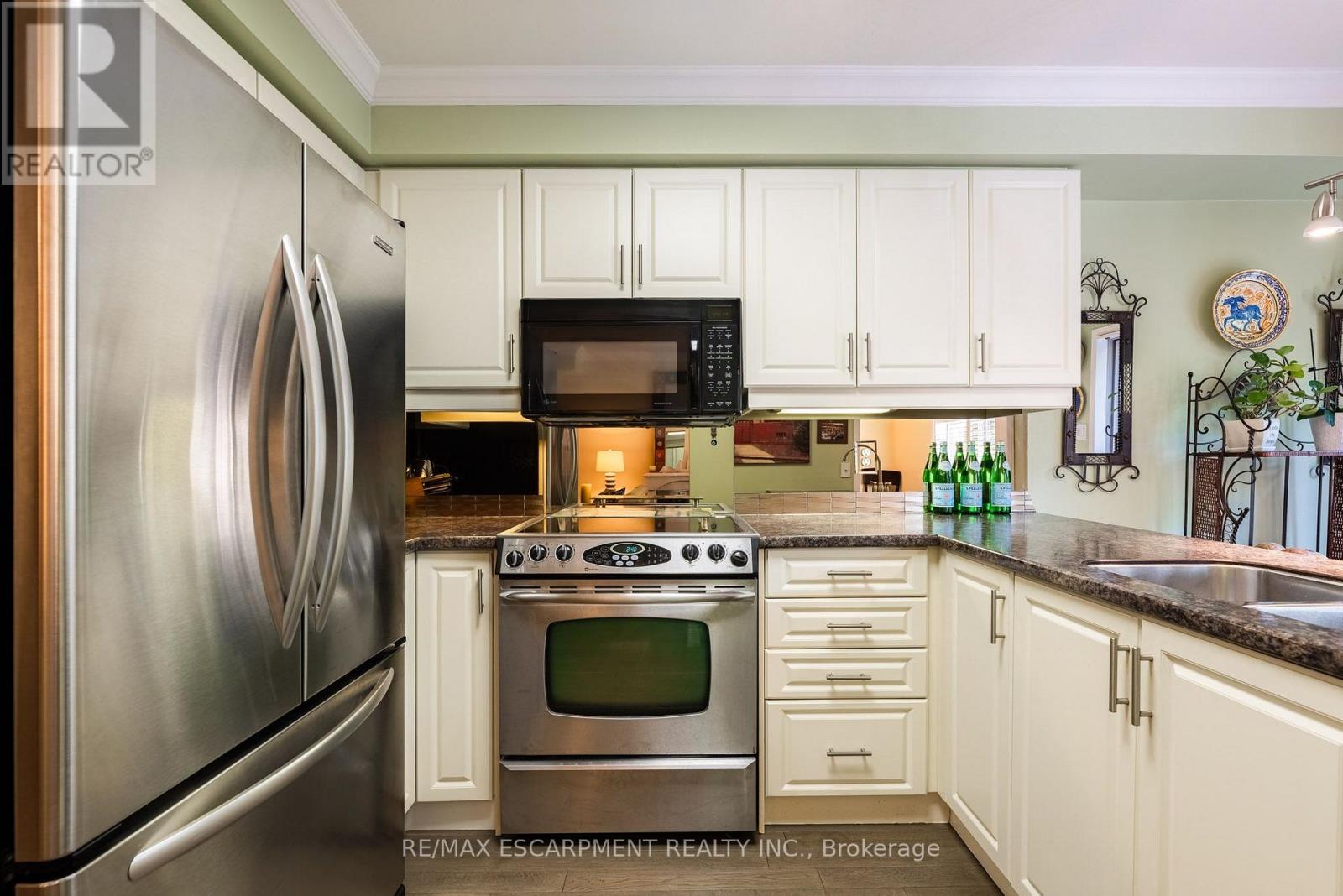 20 - 1276 Silvan Forest Drive, Burlington, Ontario  L7M 4V8 - Photo 10 - W13786690