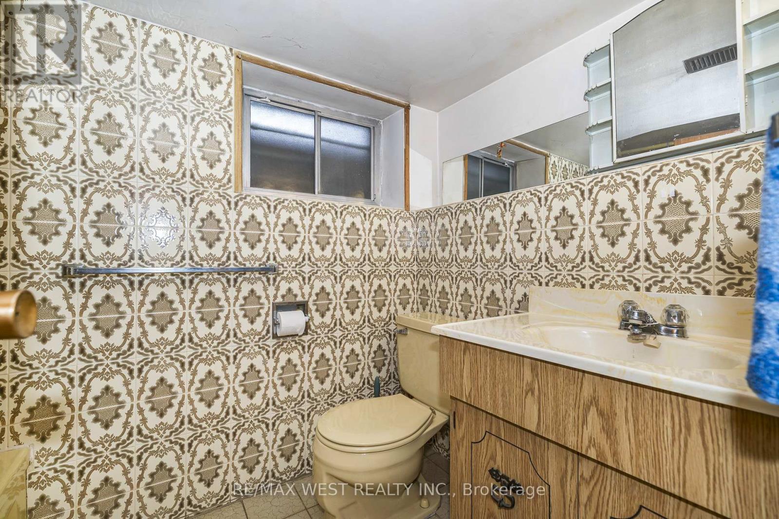 257 Delaware Avenue, Toronto, Ontario  M6H 2T7 - Photo 21 - W13786734