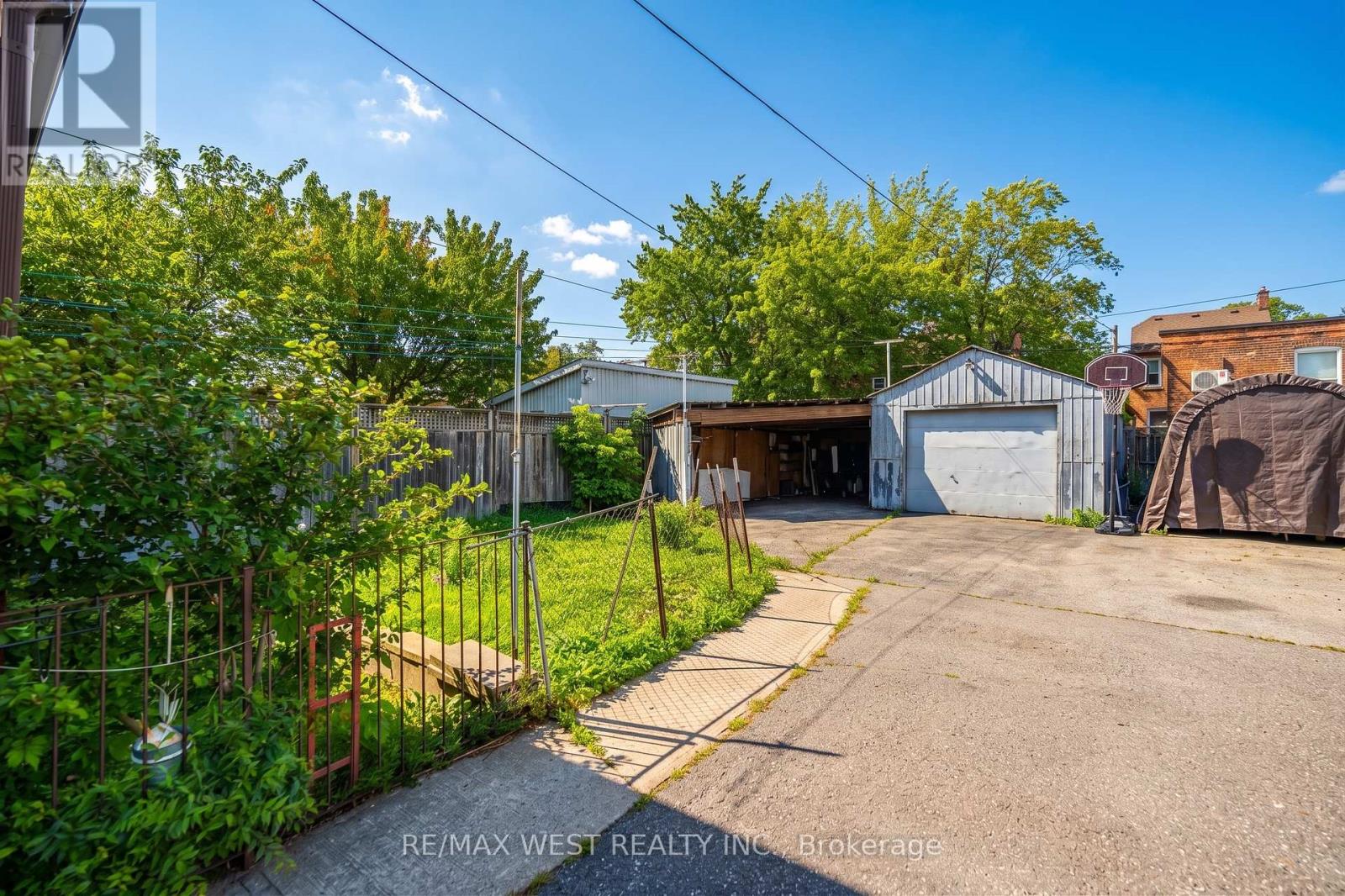 257 Delaware Avenue, Toronto, Ontario  M6H 2T7 - Photo 25 - W13786734