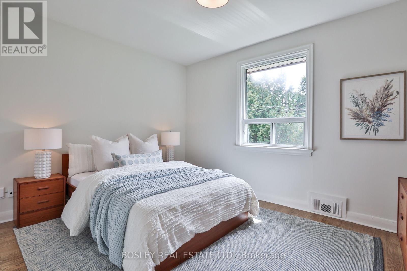 69 Ravenscrest Drive, Toronto, Ontario  M9B 5N1 - Photo 15 - W13786750
