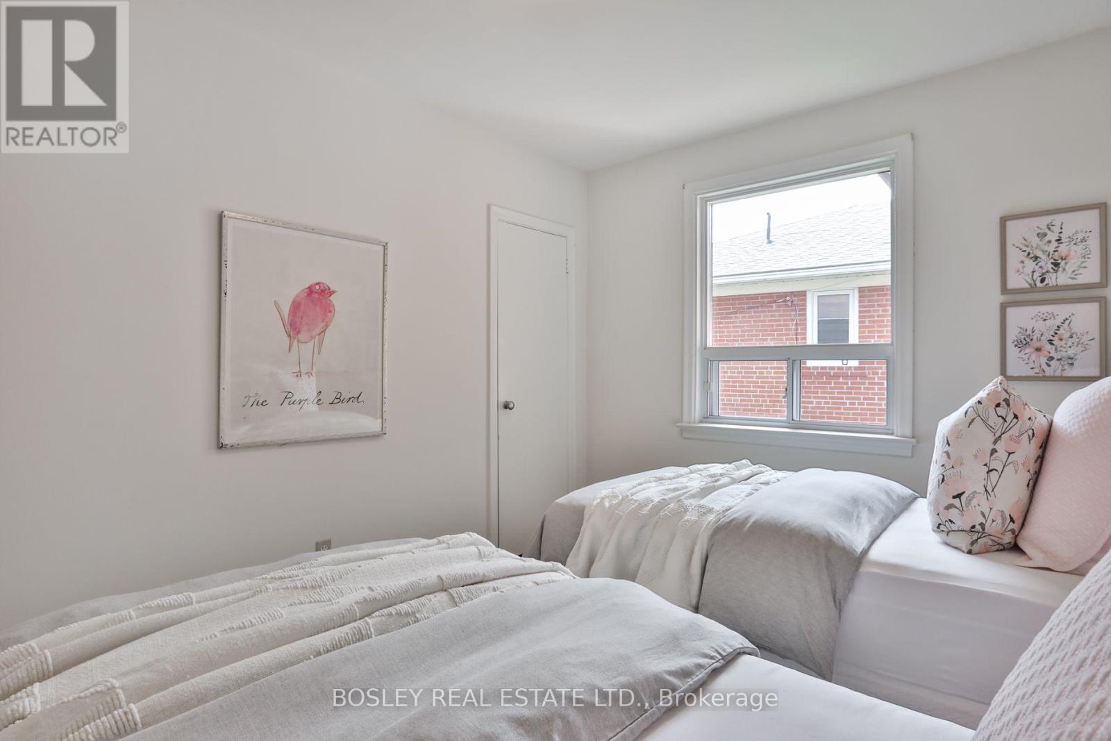 69 Ravenscrest Drive, Toronto, Ontario  M9B 5N1 - Photo 22 - W13786750