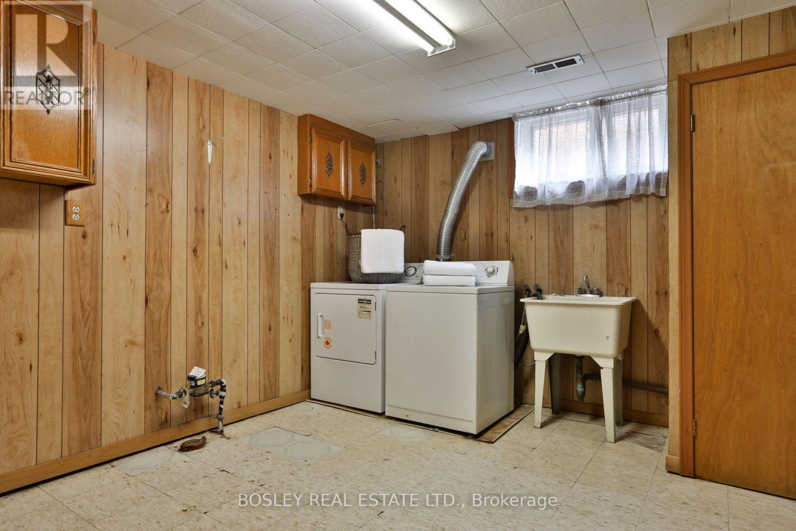 69 Ravenscrest Drive, Toronto, Ontario  M9B 5N1 - Photo 29 - W13786750