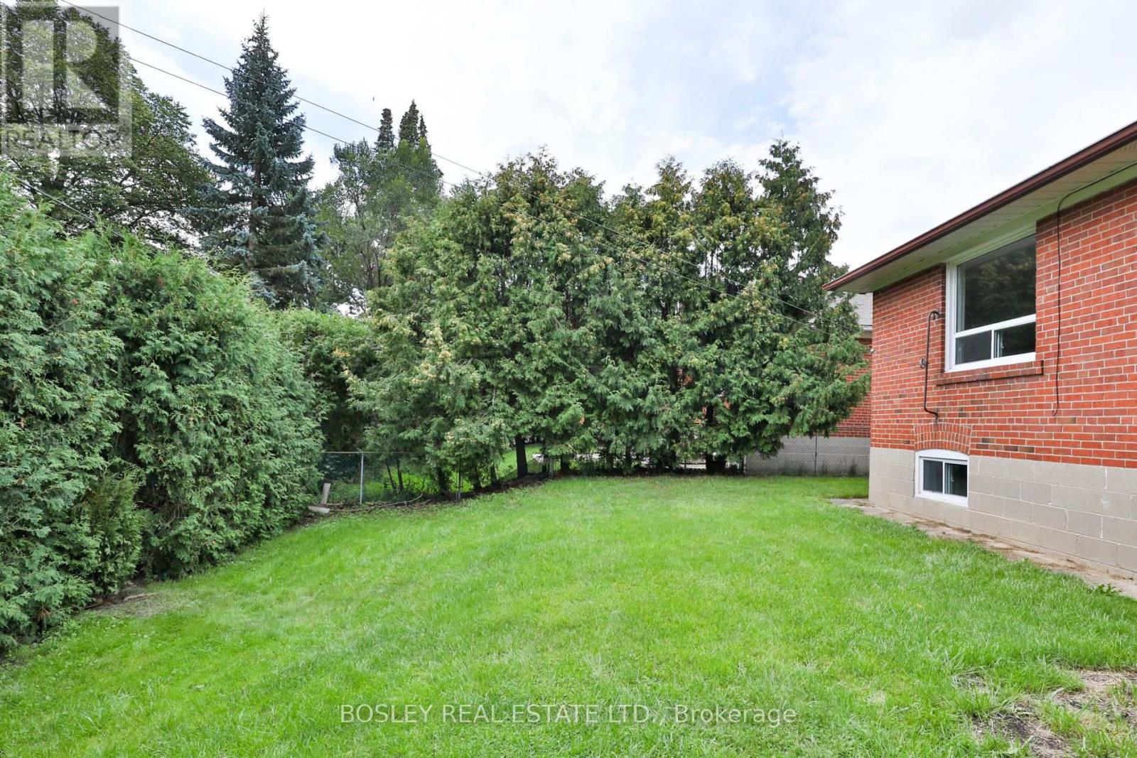 69 Ravenscrest Drive, Toronto, Ontario  M9B 5N1 - Photo 33 - W13786750