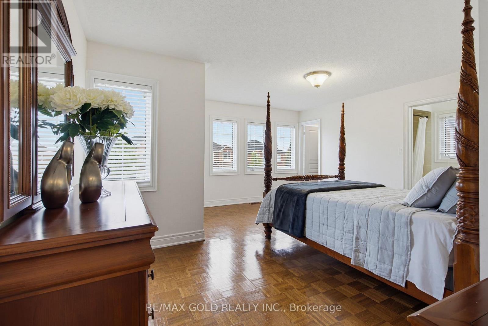 34 Lexington Road, Brampton, Ontario  L6P 2B6 - Photo 20 - W13786756