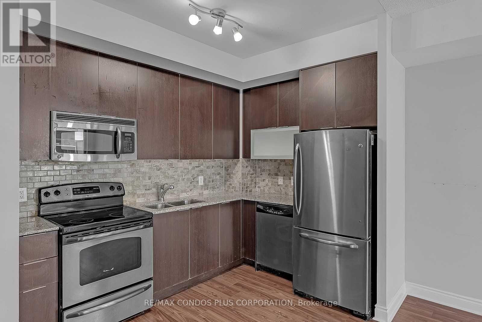 1906 - 16 Brookers Lane, Toronto, Ontario  M8V 0A5 - Photo 9 - W13786766