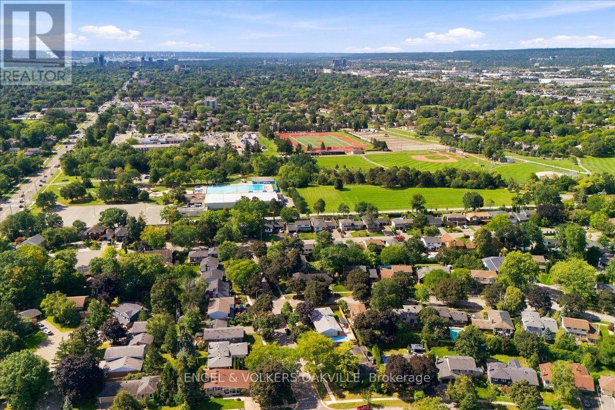 493 Wicklow Road, Burlington, Ontario  L7L 2J1 - Photo 44 - W13786780