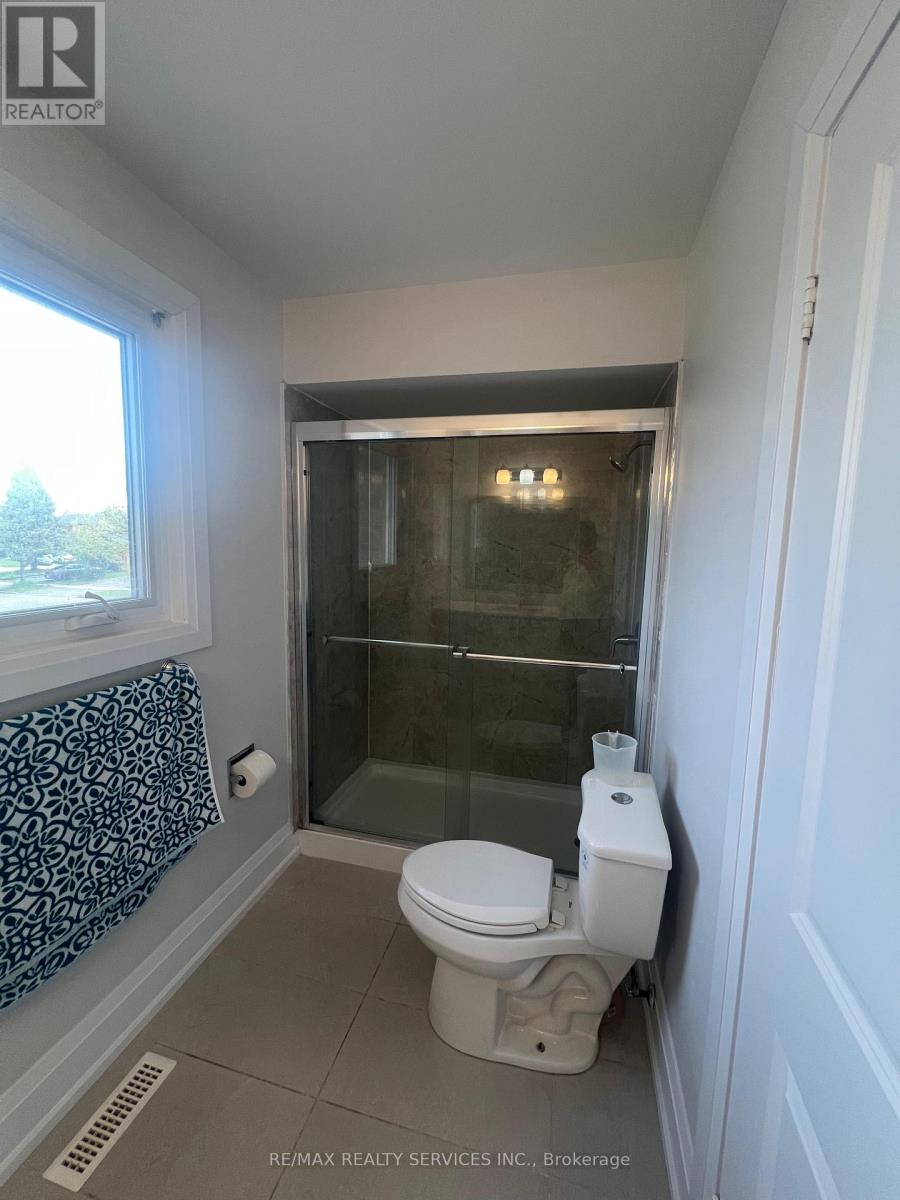 42 Dundalk Crescent, Brampton, Ontario  L6Z 2V1 - Photo 13 - W13786856