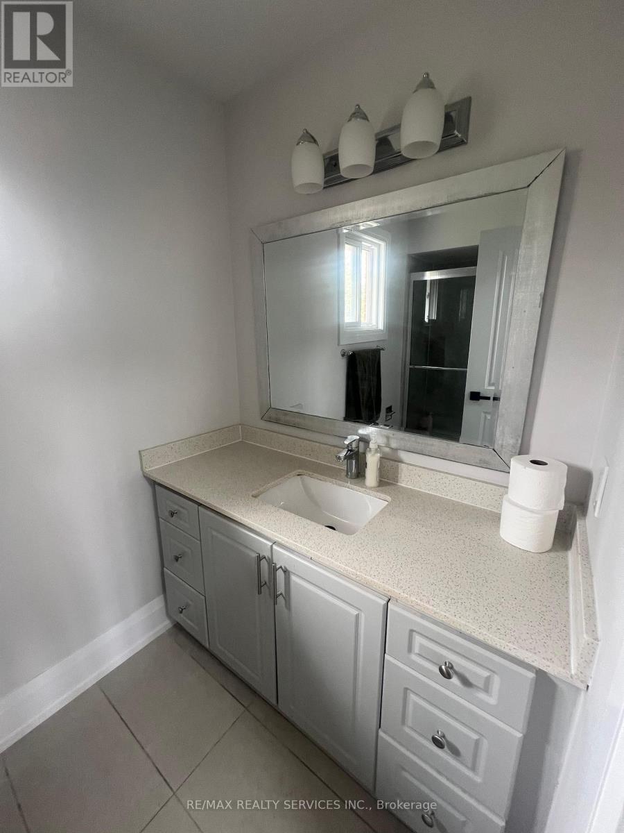 42 Dundalk Crescent, Brampton, Ontario  L6Z 2V1 - Photo 14 - W13786856