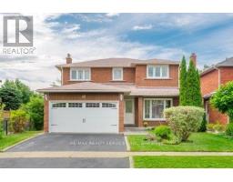 42 DUNDALK CRESCENT, Brampton, Ontario