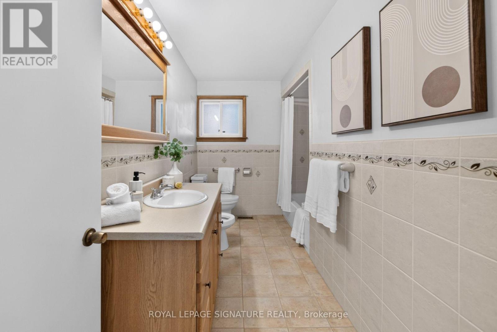 61 Comay Road, Toronto, Ontario  M6M 2K9 - Photo 18 - W13786858