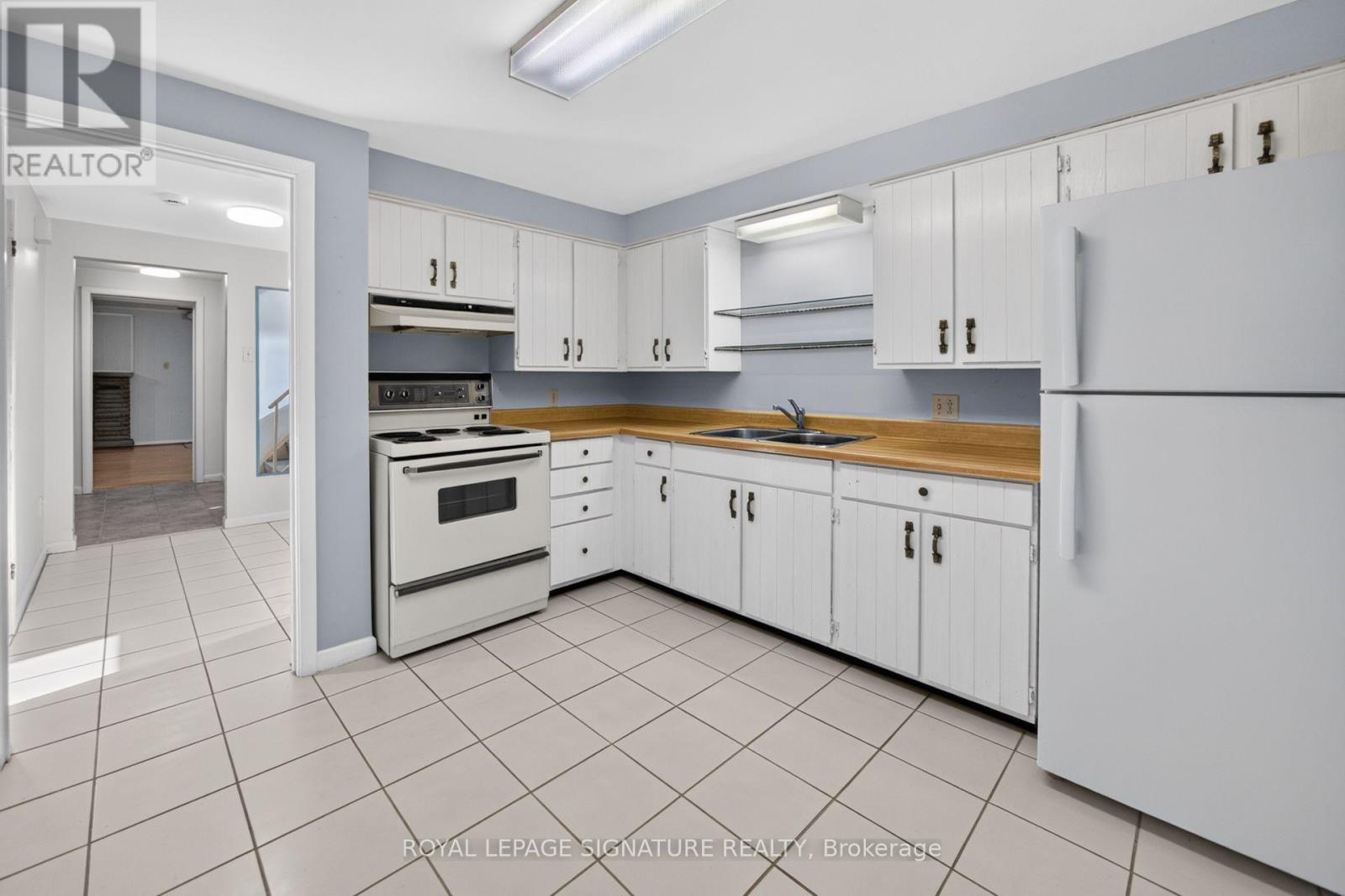 61 Comay Road, Toronto, Ontario  M6M 2K9 - Photo 22 - W13786858