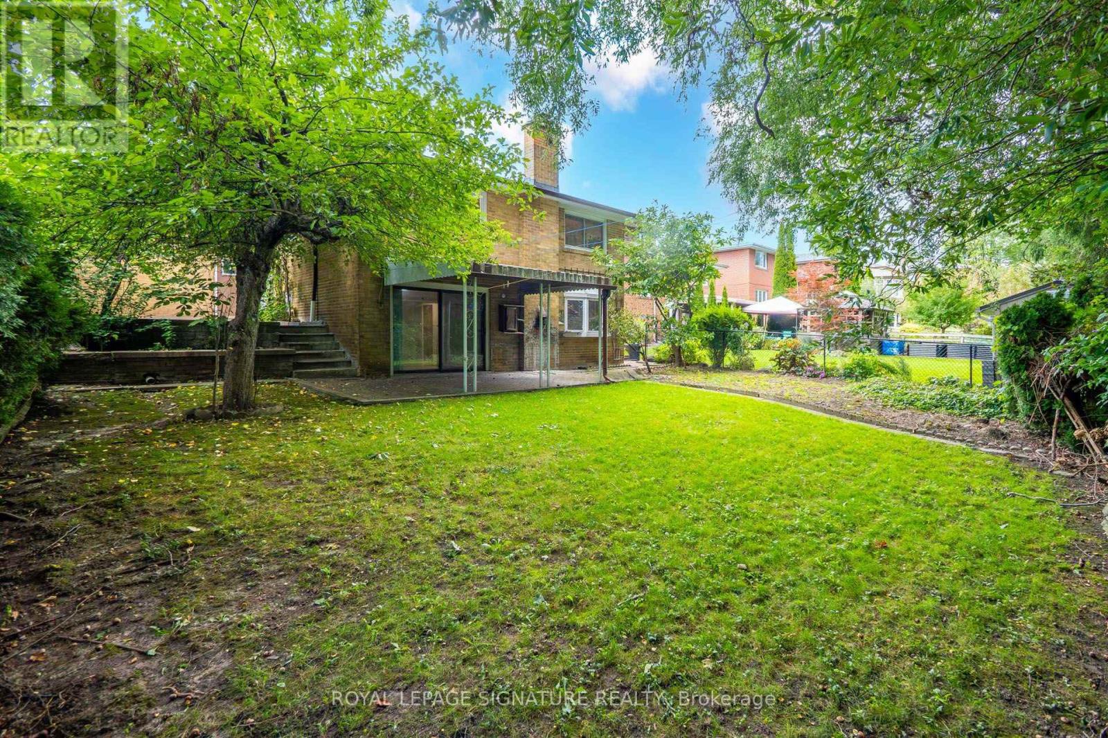 61 Comay Road, Toronto, Ontario  M6M 2K9 - Photo 32 - W13786858