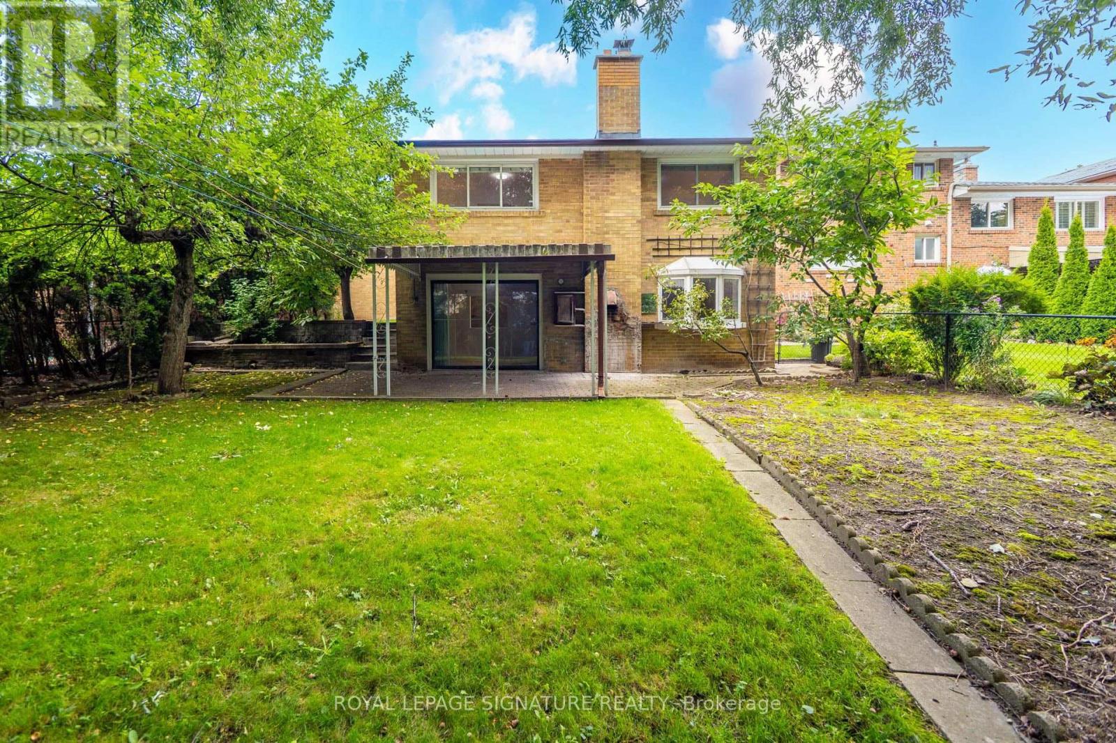 61 Comay Road, Toronto, Ontario  M6M 2K9 - Photo 33 - W13786858