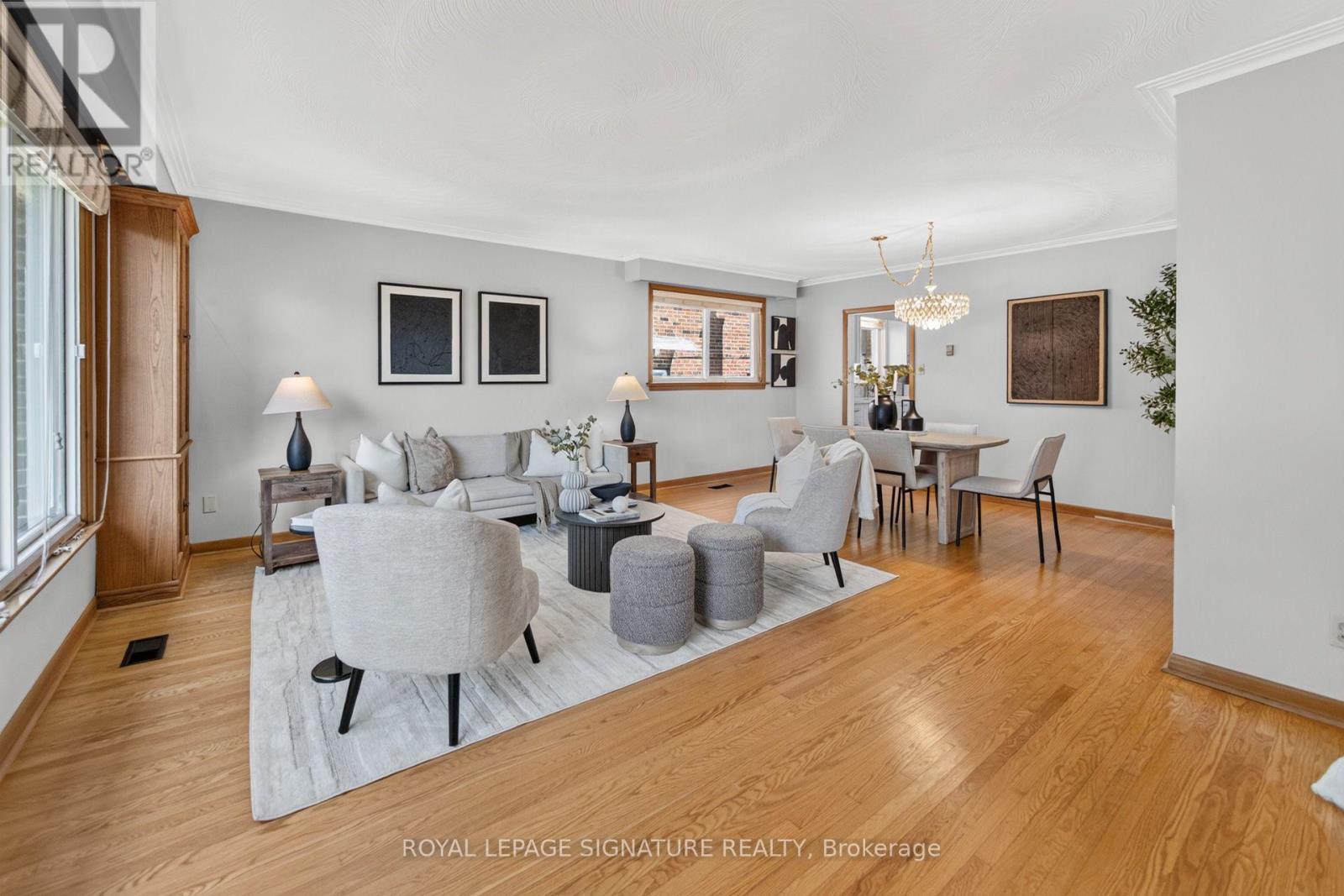 61 Comay Road, Toronto, Ontario  M6M 2K9 - Photo 6 - W13786858