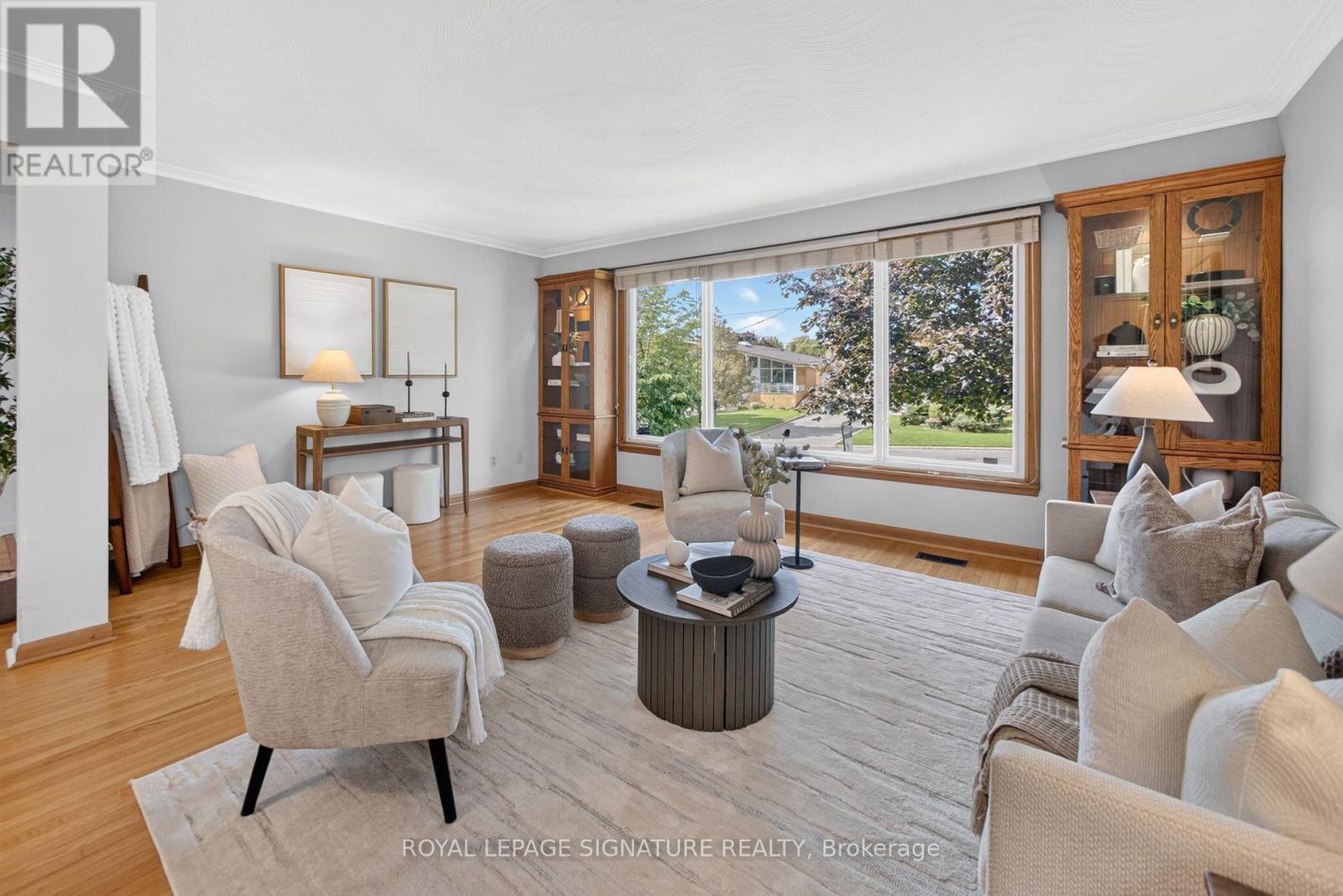 61 Comay Road, Toronto, Ontario  M6M 2K9 - Photo 7 - W13786858