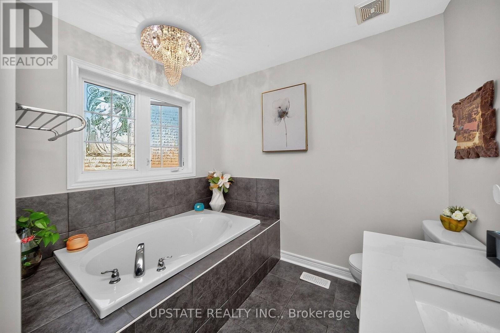 13 Timbercove Road, Brampton, Ontario  L6Y 0W9 - Photo 19 - W13786984
