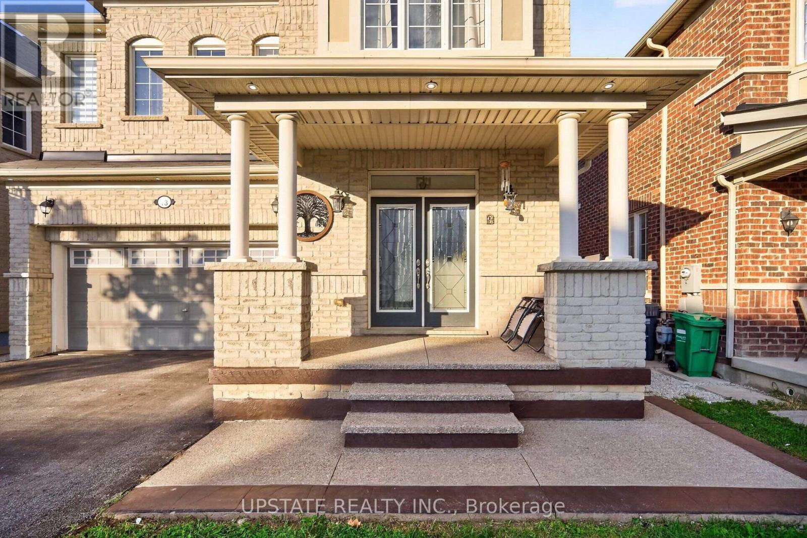 13 Timbercove Road, Brampton, Ontario  L6Y 0W9 - Photo 3 - W13786984