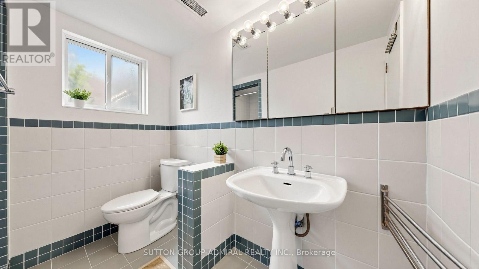 27 Warlingham Court, Toronto, Ontario  M9C 3K2 - Photo 32 - W13787032