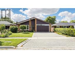 27 WARLINGHAM COURT, Toronto, Ontario