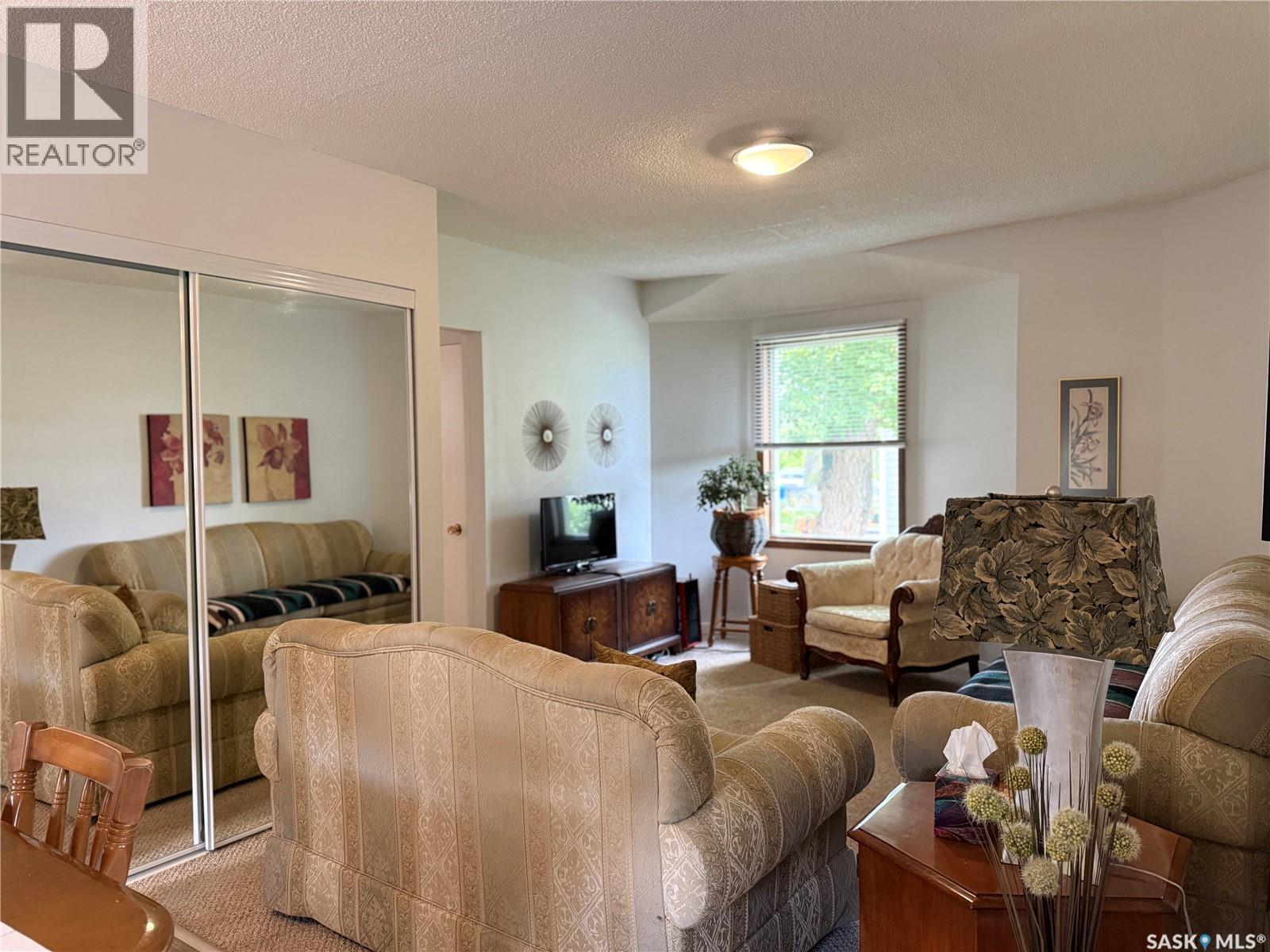 319 6th Avenue E, Melville, Saskatchewan  S0A 2P0 - Photo 12 - SK048480
