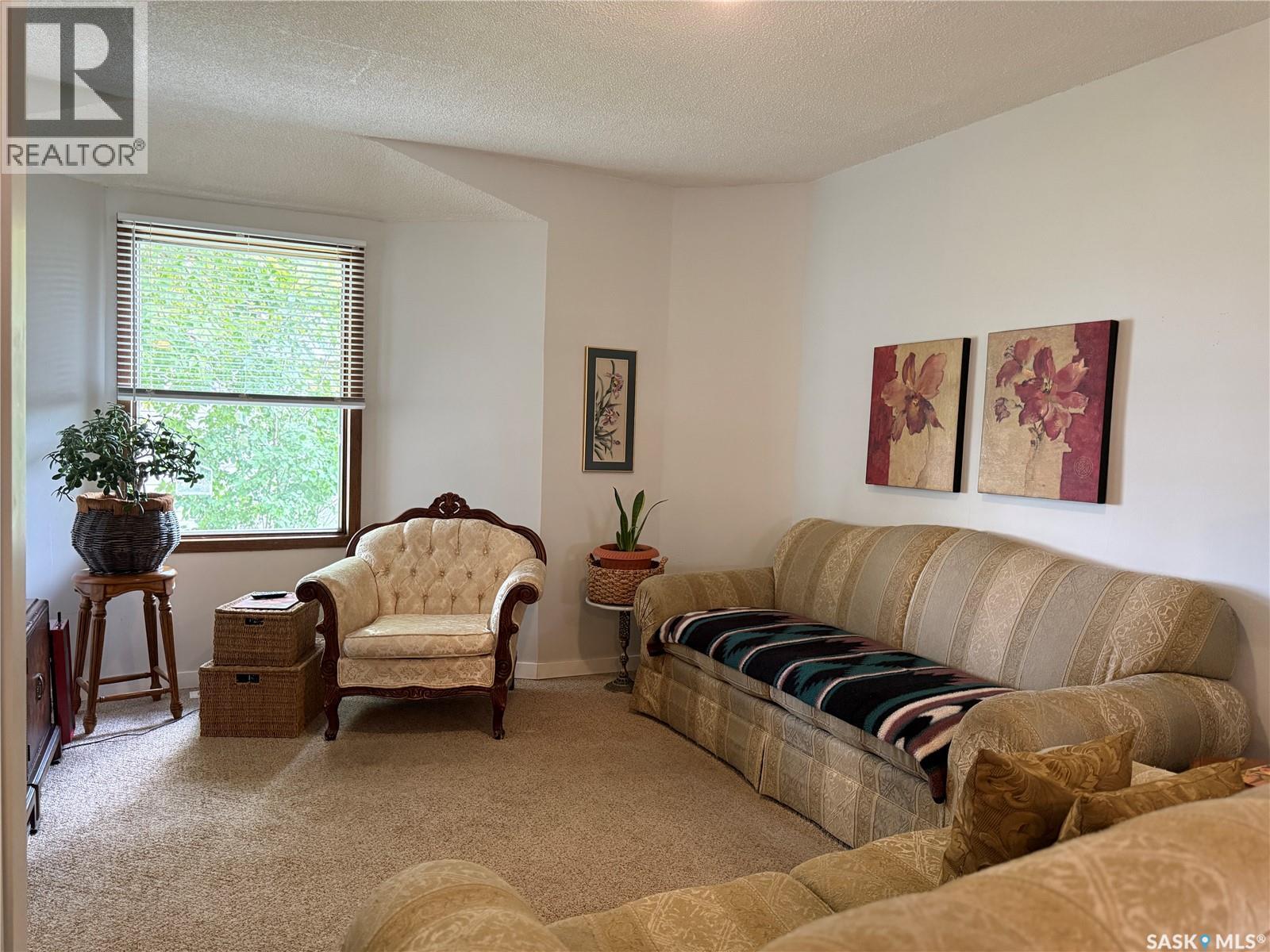 319 6th Avenue E, Melville, Saskatchewan  S0A 2P0 - Photo 13 - SK048480