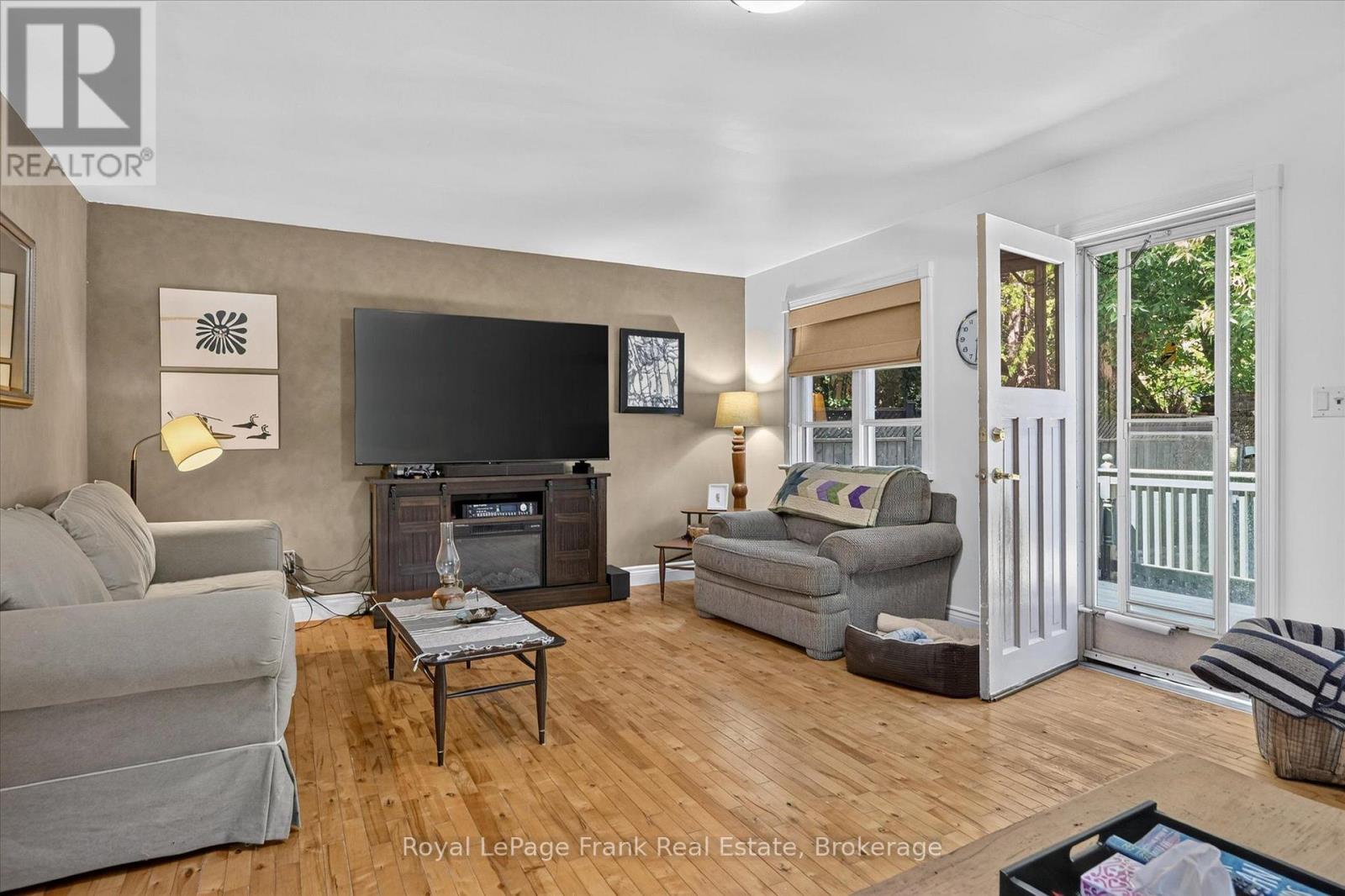 404 London Street, Peterborough, Ontario  K9H 3A3 - Photo 12 - X13786586