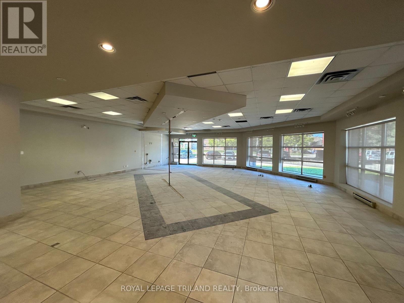 53-61 - 41 Adelaide Street N, London East, Ontario  N6B 3P4 - Photo 16 - X12799100