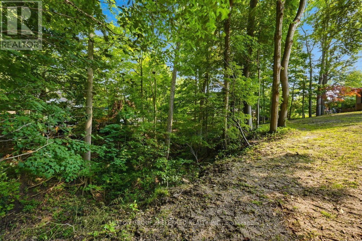 7 Metamora Crescent, London North, Ontario  N6G 1R2 - Photo 42 - X13778372