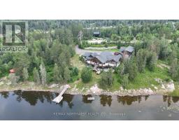 76 MIDDLE LAKE/WINNIPEG RIVER, Kenora, Ontario