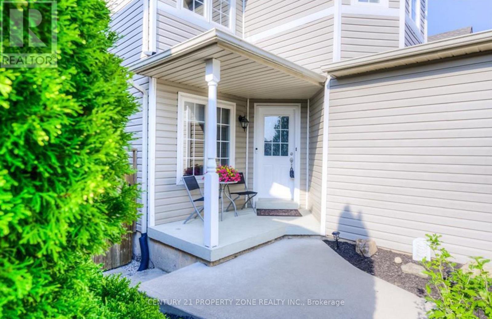 124 Wheatland Drive, Cambridge, Ontario  N1P 1E2 - Photo 3 - X13786816