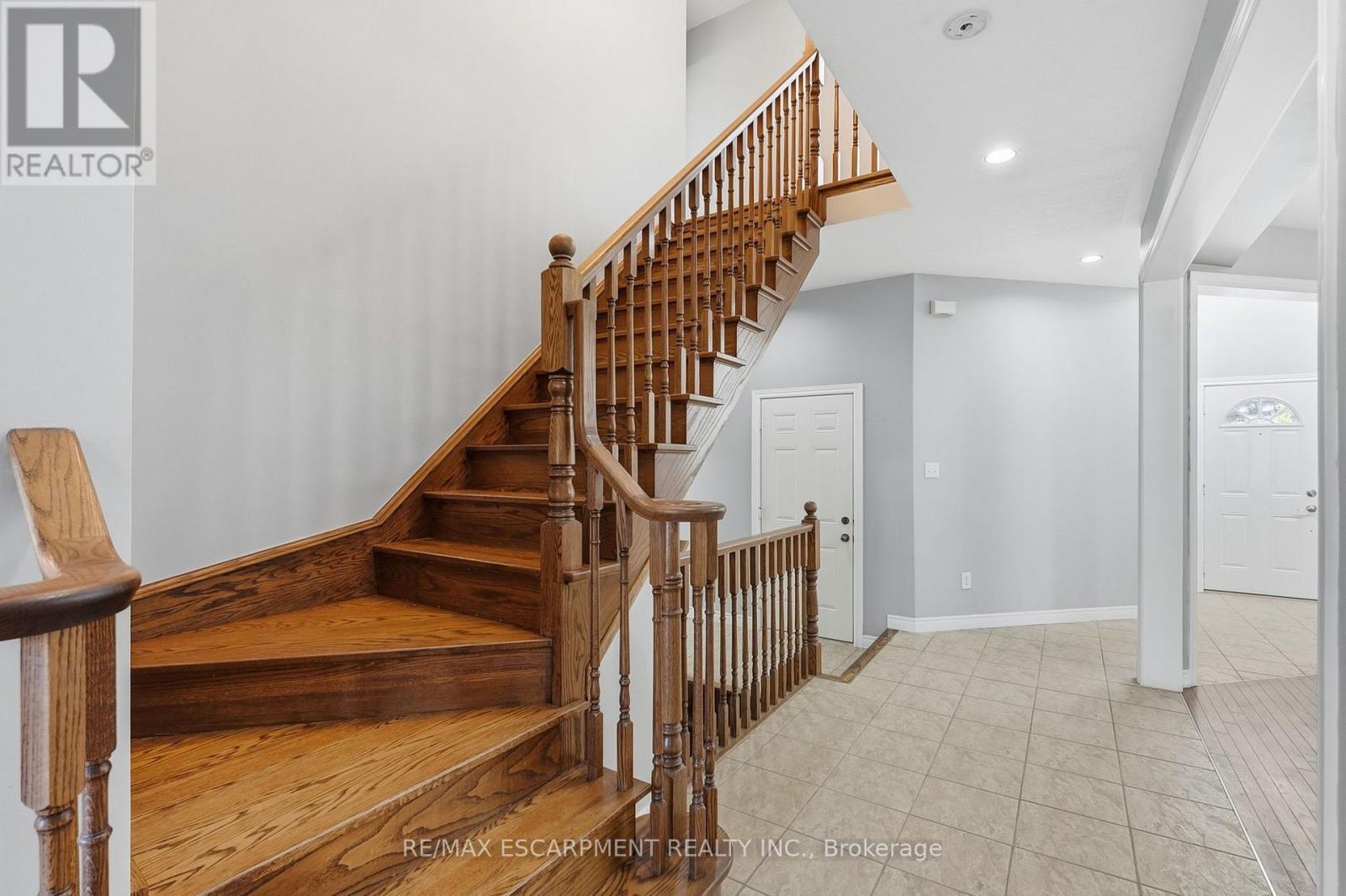 84 Deerborn Drive, Hamilton, Ontario  L8V 0A7 - Photo 20 - X13786854