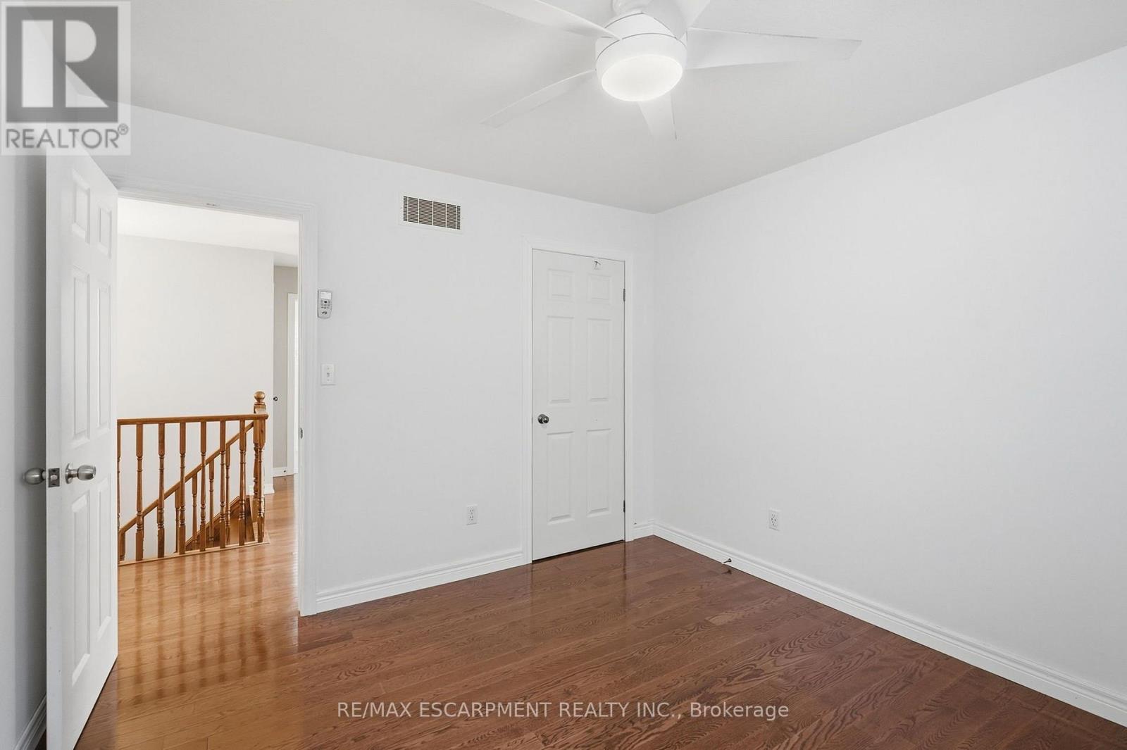84 Deerborn Drive, Hamilton, Ontario  L8V 0A7 - Photo 30 - X13786854