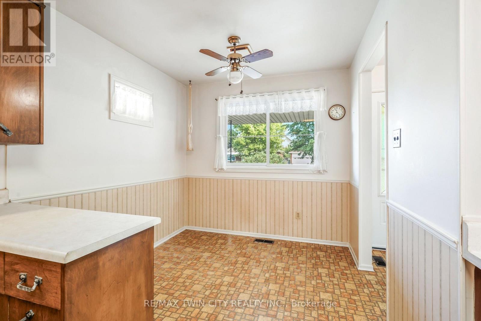 4 Waddington Street, Brantford, Ontario  N3R 2R1 - Photo 18 - X13786916
