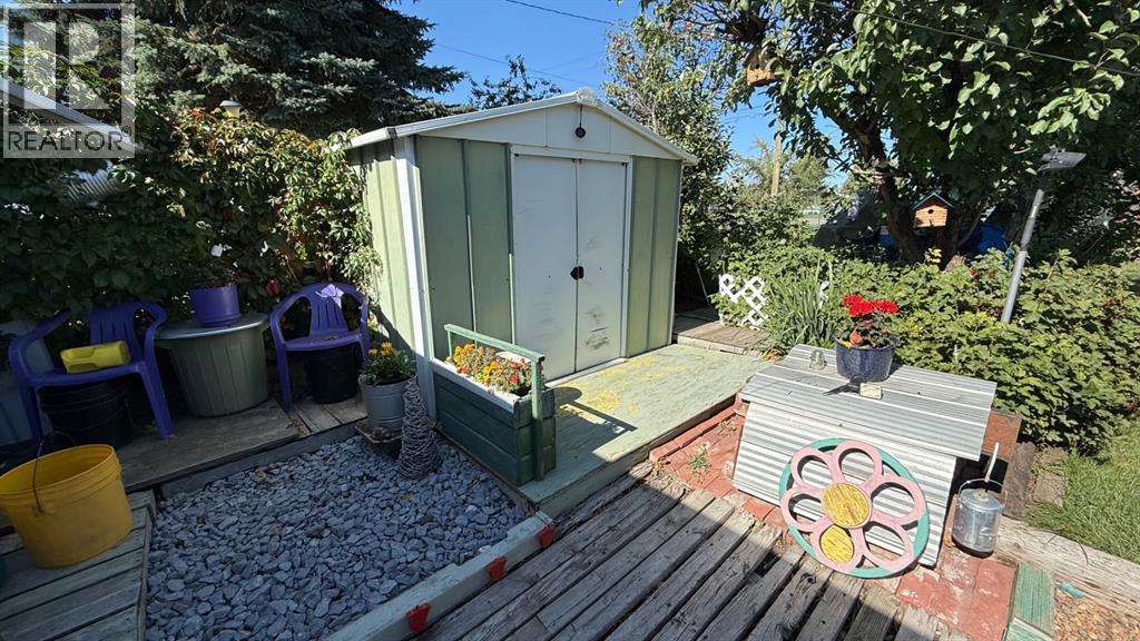 220 6 Avenue W, Hanna, Alberta  T0J 1P0 - Photo 42 - A2337685