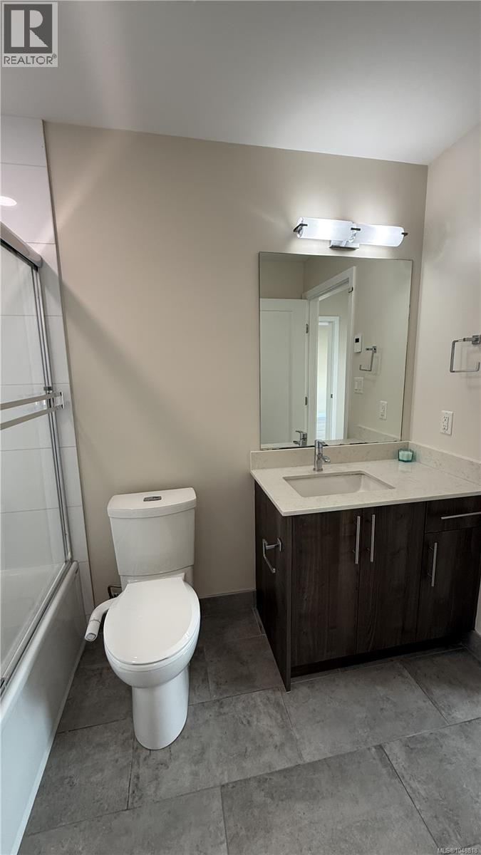 302 1020 Inverness Rd, Saanich, British Columbia  V8X 0B1 - Photo 7 - 1048818